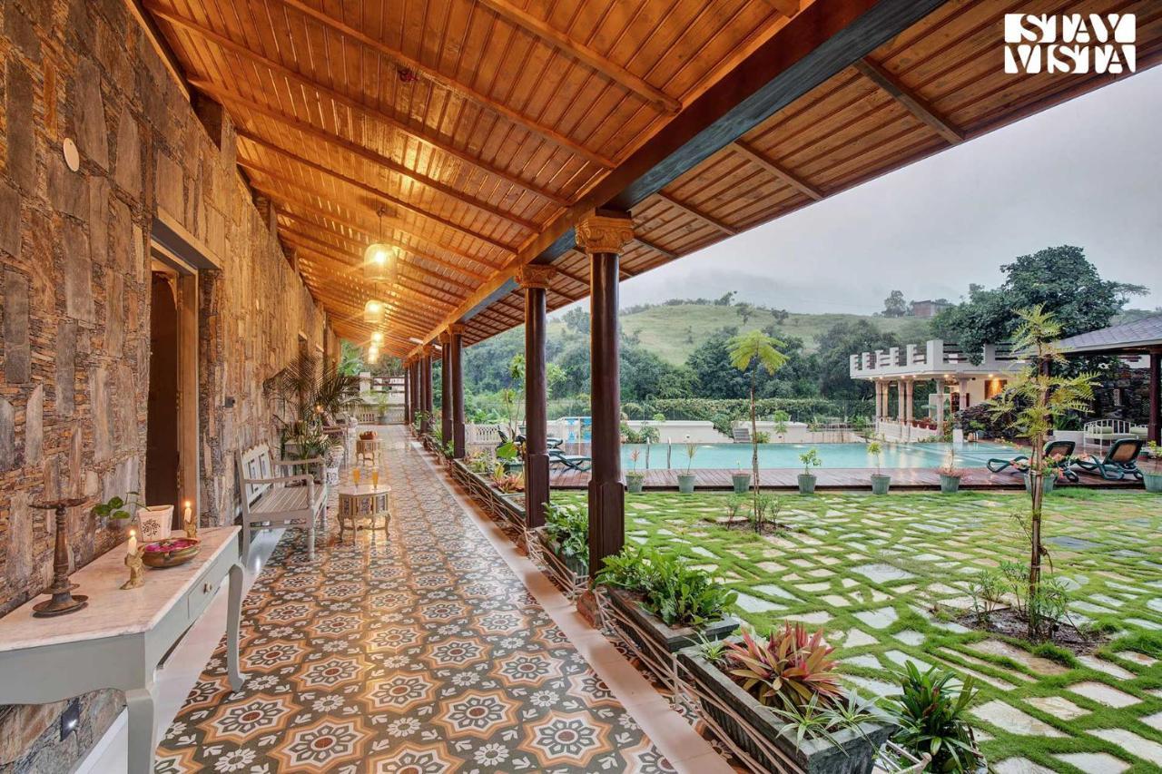 Stayvista'S The Earthen Boutique - City Escape With Spacious Pool, Terrace, Lawn & Indoor-Outdoor Games Udaipur Ngoại thất bức ảnh